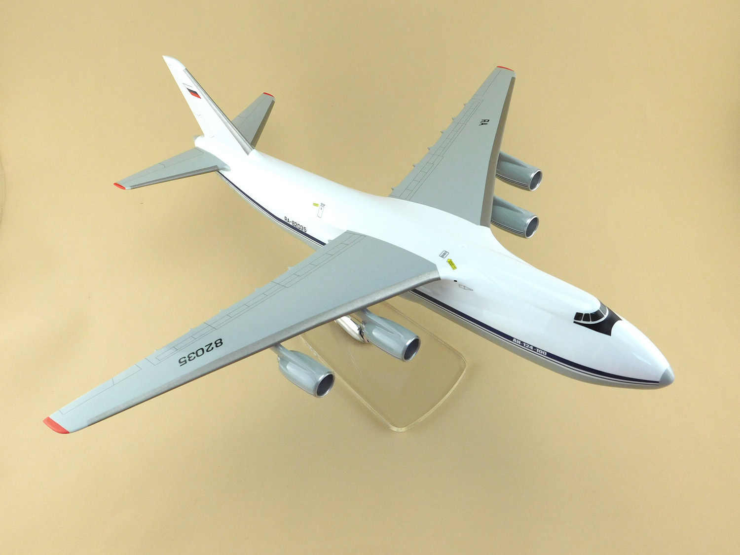 Купить Модель Ан 22